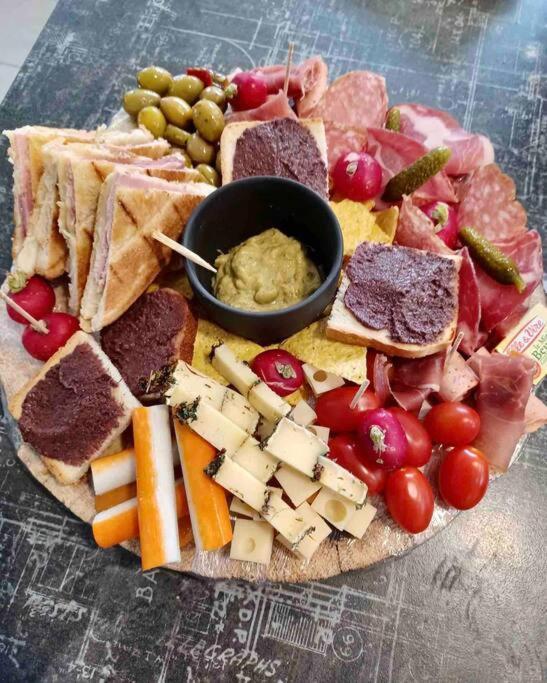 Le P'Tit Nid Des Halles Le Grand-Lemps Luaran gambar